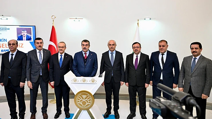 Milli Eğitim Bakanı Yusuf Tekin Malatya'da Temaslarına Başladı