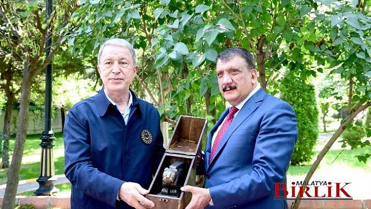 Milli Savunma Bakanı Hulusi Akar Malatya'yı Gezdi