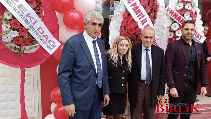 Muhtar Adayı Tülin Tosun, Seçim Bürosunu Açtı