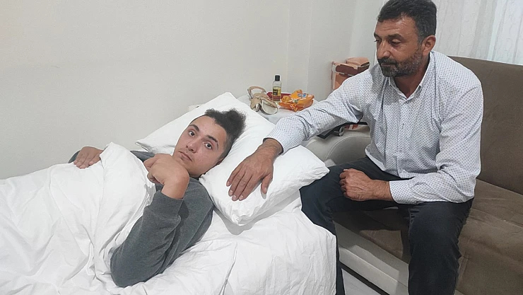 Oğlunun Tedavisi İçin Her Şeyini Kaybetti: '2 Milyon TL Borcum Var, Artık Dayanamıyorum'