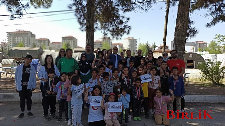 Oryantiring Sporcuları Kıyasıya Yarıştı