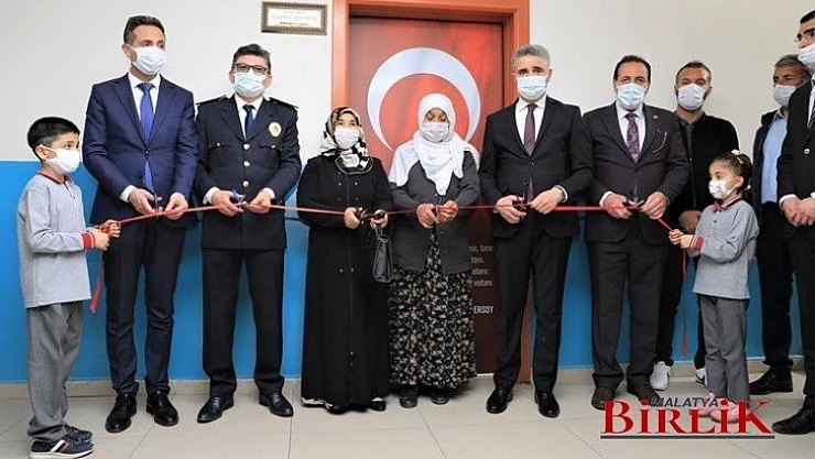 Şehit Hamdi Dikmen'in İsmi Kütüphane'de Yaşatılacak