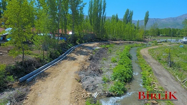 Sürgü'ye 8 Bin 200 Metrelik Sulama Kanalı