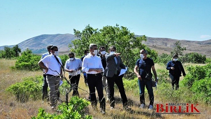 Vali Baruş Deprem Konutları Yer Tespitinde Bulundu