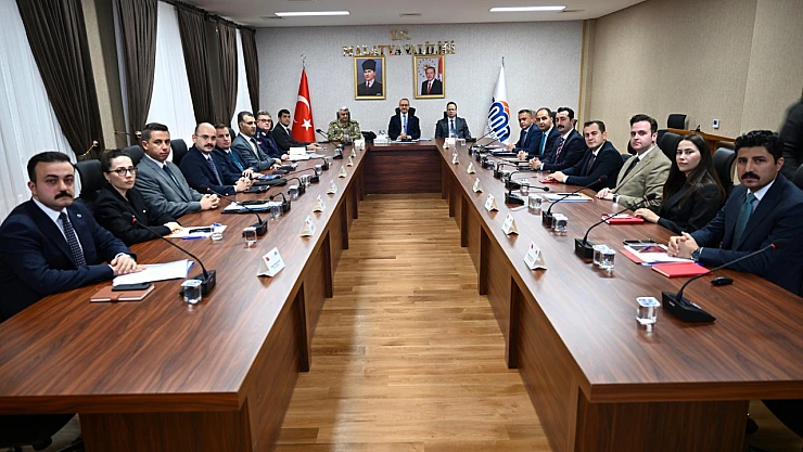 Vali Yavuz Başkanlığında Güvenlik Toplantısı: Operasyonlar Masaya Yatırıldı