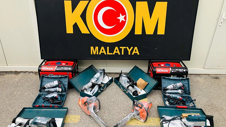 Yasa Dışı Ticaret Çökertildi: Çok Sayıda Kaçak Ürün Ele Geçirildi