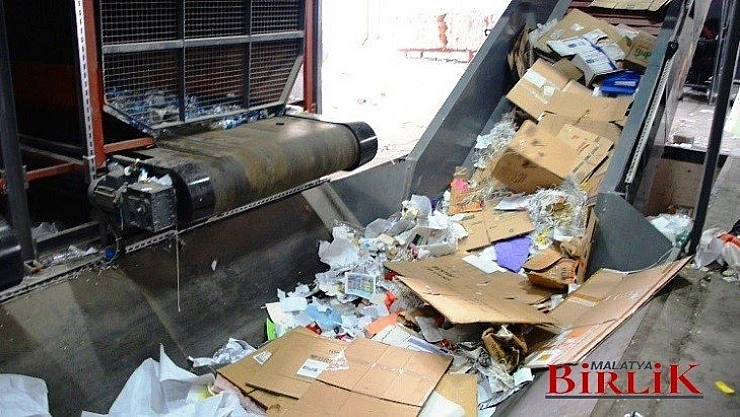 Yeşilyurt Belediyesi, 557 Ton Kağıt Karton Ambalaj Atığı Topladı