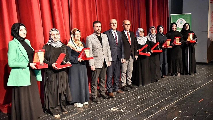 Yeşilyurt Belediyesi 'Erdem Okulları' Öğrencilerinin Ramazan Ayı Etkinliği Büyük İlgi Gördü