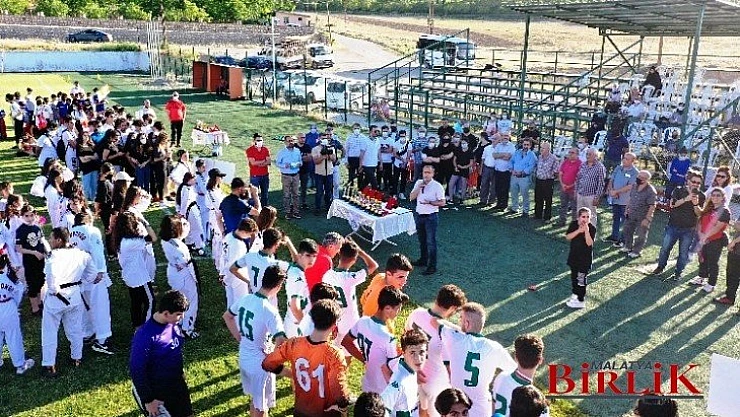 Yeşilyurt Belediyesi Spor Şenliğinin Ödül Töreni Yapıldı 