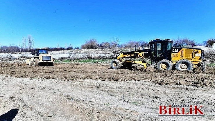 Yeşilyurt Belediyesi Yol ve Çevre Düzenlenme Çalışmaları Devam Ediyor