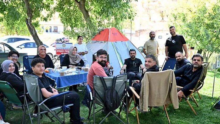 Yeşilyurt Belediyesinin 'Aile Çadır Kampı' Keyifli Anlara Sahne Oldu