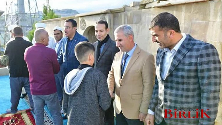 Yeşilyurt Gedik Namazgâh Alanı Bayram Namazında Yine Doldu Taştı