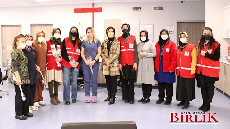 Yeşilyurt Kızılay'ı Yeni Yılda Görev Başında