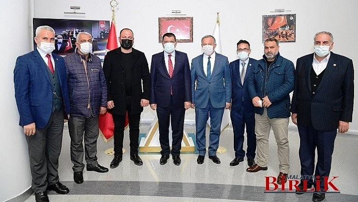 Yeşilyurt Muhtarlar Derneği'nden Başkan Gürkan'a Ziyaret