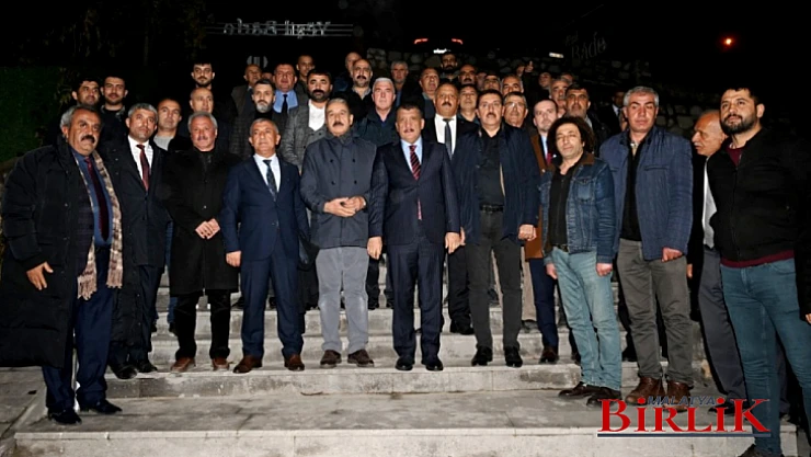 Yeşilyurt Şoförler ve Minibüsçüler Esnaf Odasından Başkan Gürkan'a Destek Toplantısı