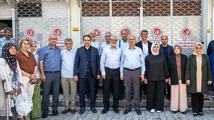 Yetimler Kervanı'ndan Geleneksel Aşure İkramı