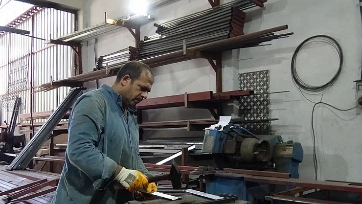Yılların Demir Ustası: İş Çok Ama Çırak Yok