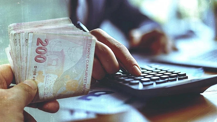 Yurt Dışı Çıkış Harcı 1.000 TL'ye Yükseldi, Esnaf Vergisinde Büyükşehir Farkı Kapanıyor