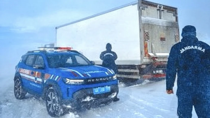 Darende'de Kapanan Karayolları Kontrollü Şekilde Açıldı