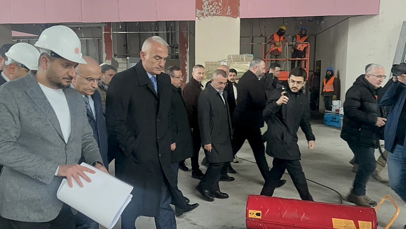Depremde Yıkıldı, Yeniden İnşa Ediliyor: Bakan Ersoy Sabancı Kültür Merkezi'nde