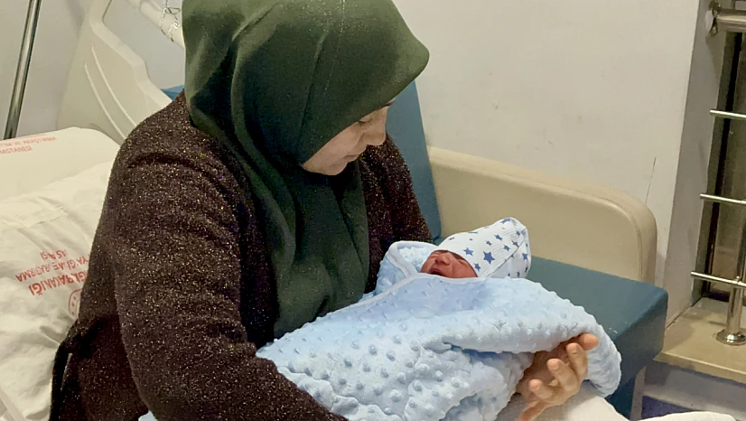 Dört Kızdan Sonra Gelen Erkek Bebek, Aileye Teselli Oldu