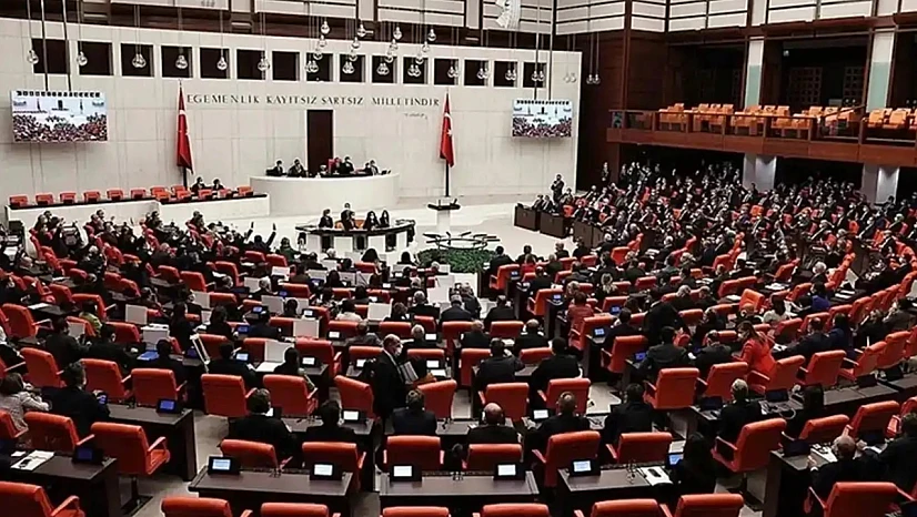 Emekli İkramiyesini 4 bin TL'ye Çıkaracak Teklif TBMM'de