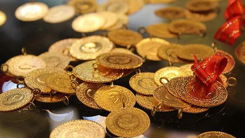 Fed faiz indirimi beklentisi altını zirveye taşıdı: Ons 3.674 doları gördü