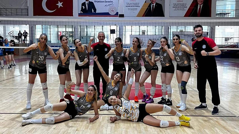 Hakkari'de Gövde Gösterisi: Nicer Hotel 3 – Maemtal 0