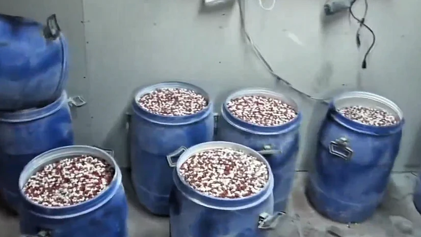 İstanbul ve İzmir'de uyuşturucu operasyonu: Milyonlarca hap ele geçirildi