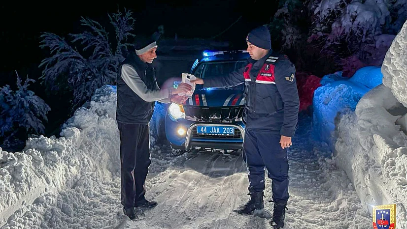 Jandarma ve Büyükşehir'den Gece Boyu Can Kurtaran Müdahale