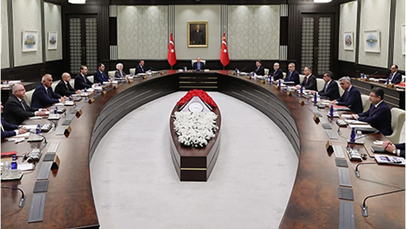 Kabine Gündemi Yoğun: Gazze, Suriye ve Ekonomide Yeni Hamleler