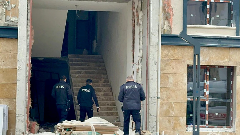 Kapalı Alanda Kömür Yaktılar: Bir İşçi Hayatını Kaybetti