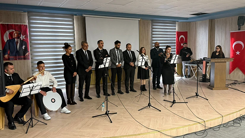 Kuluncak'ta 24 Kasım Öğretmenler Günü Programı Düzenlendi