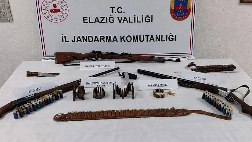 Kürk Köyü'nde Çok Sayıda Silah ve Fişek Ele Geçirildi