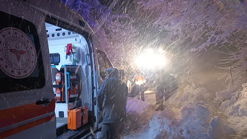 Mahsur Kalan Vatandaşlar Büyükşehir Ekipleriyle Kurtarıldı