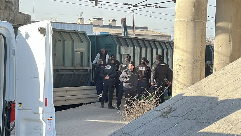 Malatya'da Tren Altında Kalan Genç Yaşamını Yitirdi