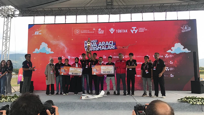 Malatyalı Gençler Göklere Kanat Çırptı: TEKNOFEST'te Ödül Geldi