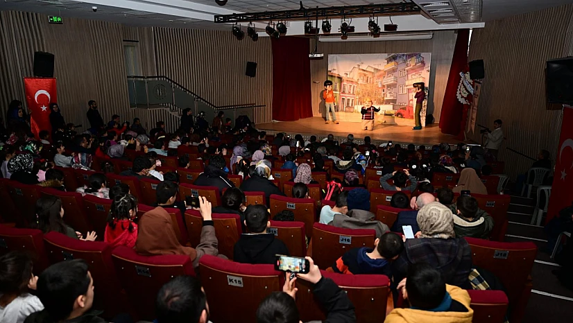 Minikler Rafadan Tayfa ile eğlenceye doydu