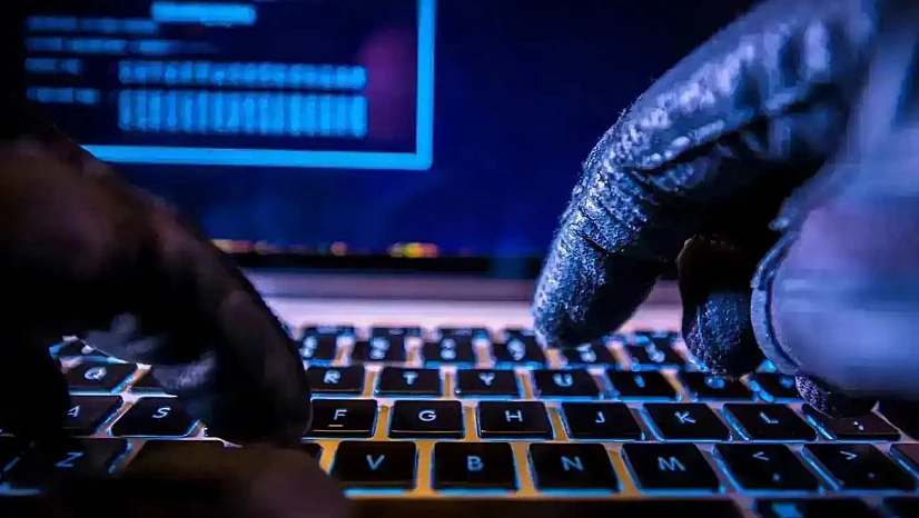 Siber Suç Çetelerine Büyük Operasyon