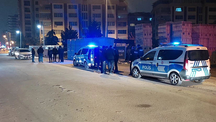 Tartışma Kanlı Bitti: Bıçaklı Saldırgan Kısa Sürede Yakalandı