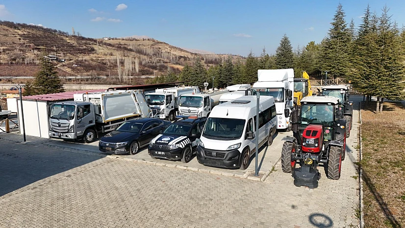 Tasarruf ve Mali Disiplinin Sonucu: Doğanşehir Belediyesi'nden 14 Araçlık Yatırım
