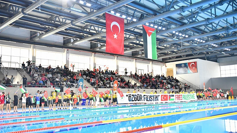 Tribünler Duygu Dolu Anlara Sahne Oldu