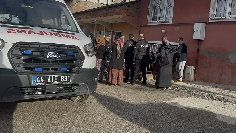 Yeşilyurt'ta Endişelendiren İhbar: Kapı Kırıldı, Ev Boş Çıktı