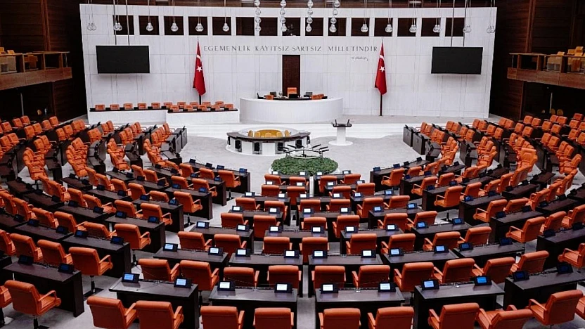 11. Yargı Paketi Meclis'e sunuldu