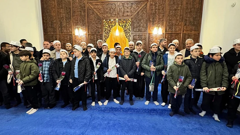 41 Hafız Mukaddes Topraklara Uğurlandı