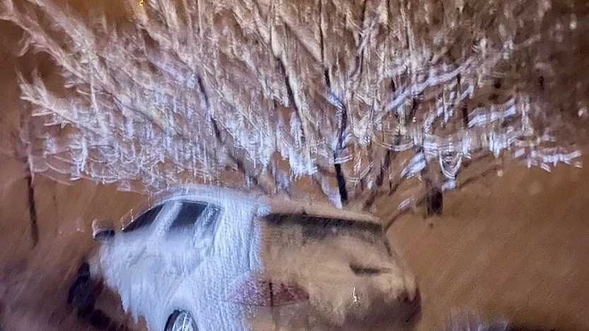 Ayvalı Mevkiinde Kar Kabusu: Sürücüler İlerlemekte Zorlandı