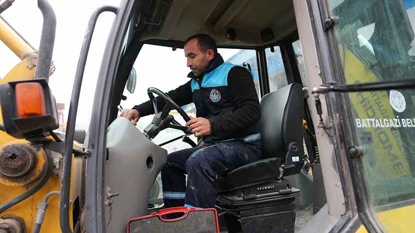 Battalgazi'de Ulaşım Aksamayacak: Karla Mücadele Ekipleri Hazır