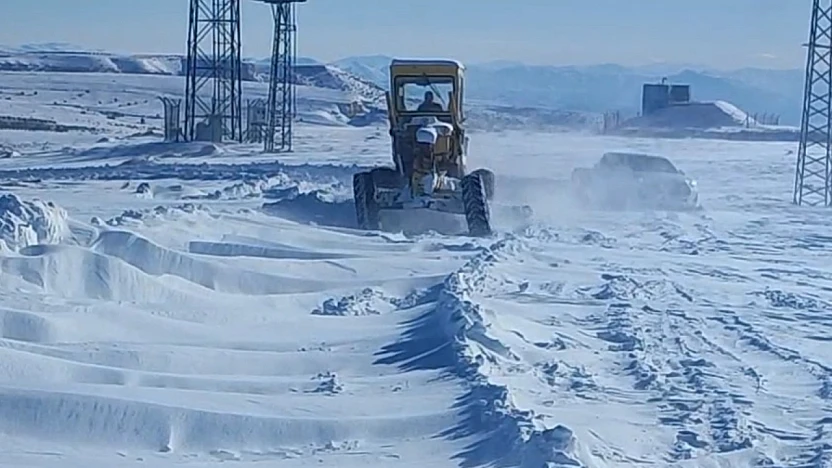 Büyükşehir Belediyesi Karla Mücadele Ekipleri Çalışmalarına Devam Ediyor