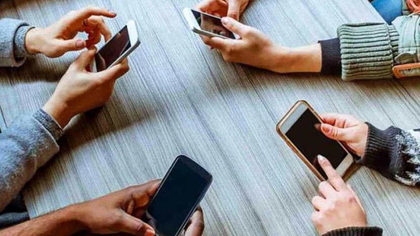 Cep Telefonları Tek Bir Aramayla Ele Geçirilebilir mi? Bilgi Güvenliği Uzmanı Yanıtladı