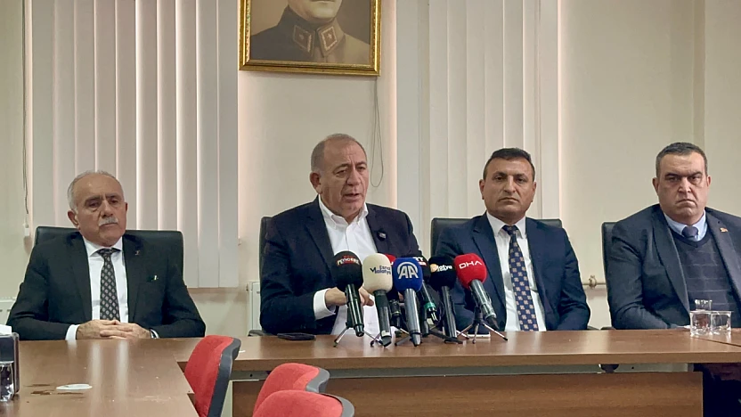 CHP'de Yazıhan Krizi: Göçer'e Parti İçinden Güçlü Destek